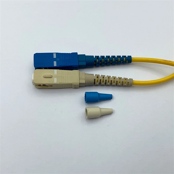 How to configure a ring network using a fiber optic switch